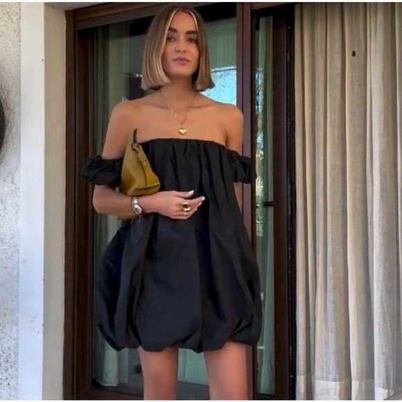 ZARA BLOGGER FAVORITE VOLUMINOUS TAFFETA DRESS ZW COLLECTION - Picture 1 of 14